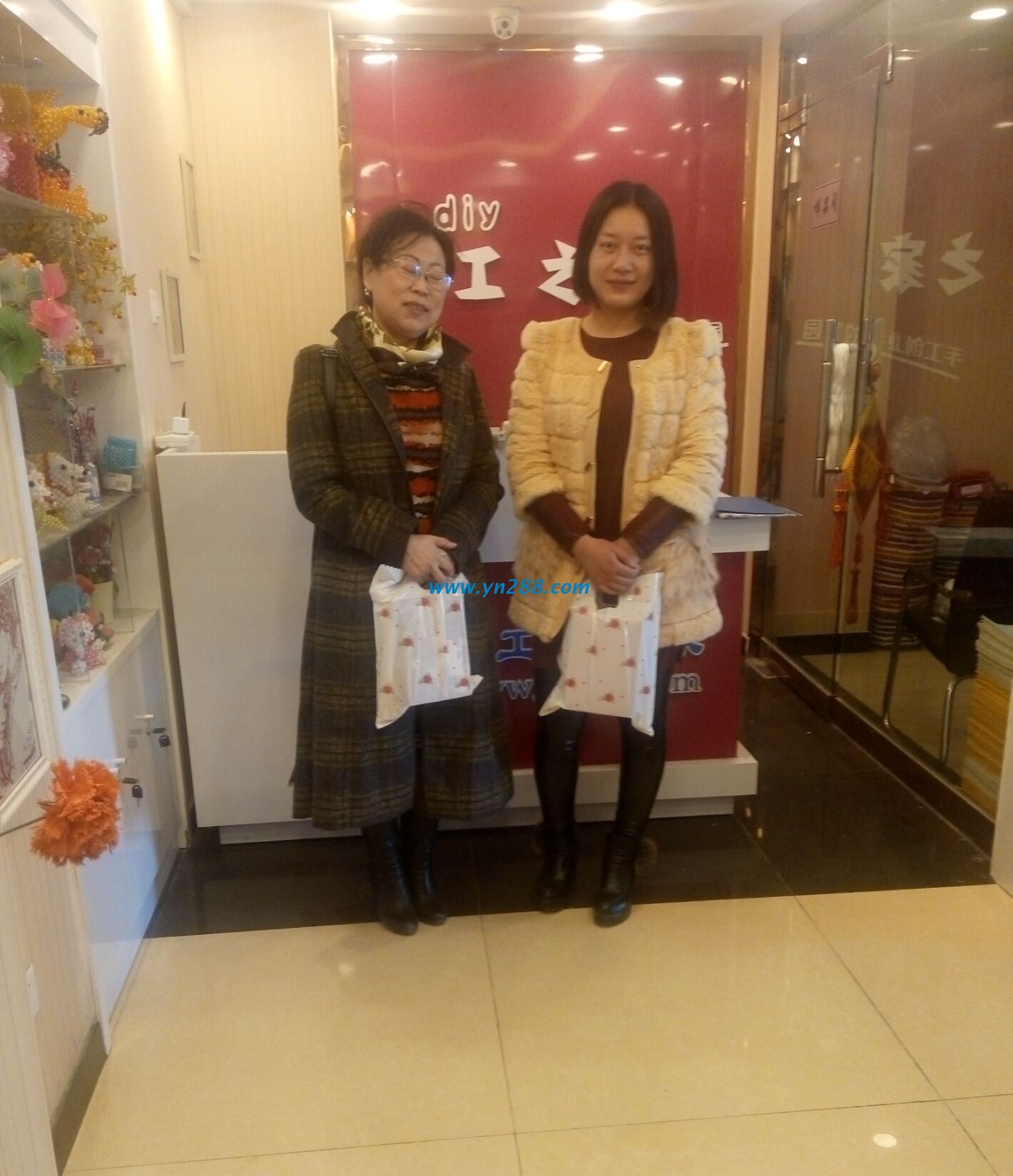 河南周口張女士與吉林松原劉女士相遇手工活之家，結(jié)下深厚友誼(圖1)