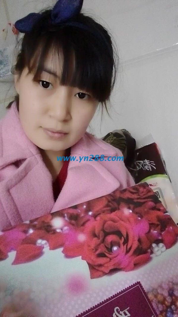 江蘇蘇州超市售貨員呂女士業(yè)余時(shí)間兼職做手工活珠繡加工賺錢(qián) 江蘇蘇州超市售貨員呂女士業(yè)余時(shí)間兼職做手工活珠繡加工賺錢(qián)(圖1)