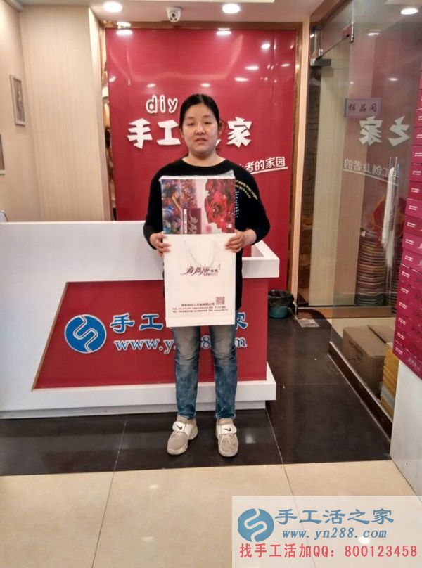 欲組織人做手工活串珠繡賺錢(qián)，邯鄲臨漳縣楊女士來(lái)手工活之家考察(圖1)