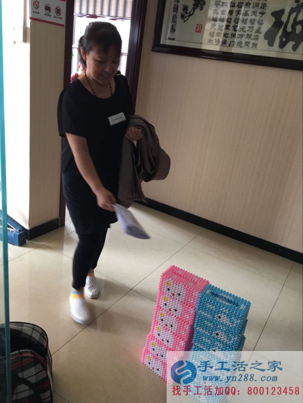 河北邯鄲客戶來手工活之家送作品啦！