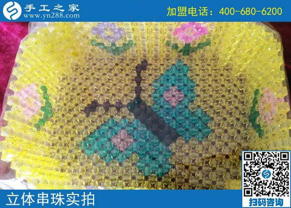 生意空檔做手工活加工掙錢，陜西咸陽馬女士真是個勤勞的女人