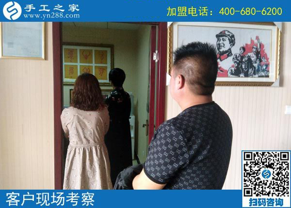 10月4日，為什么這個(gè)手工活外發(fā)加工廠家會(huì)連續(xù)三年受到CCTV的跟蹤專訪報(bào)道？手工之家接待考察加工客戶剪影