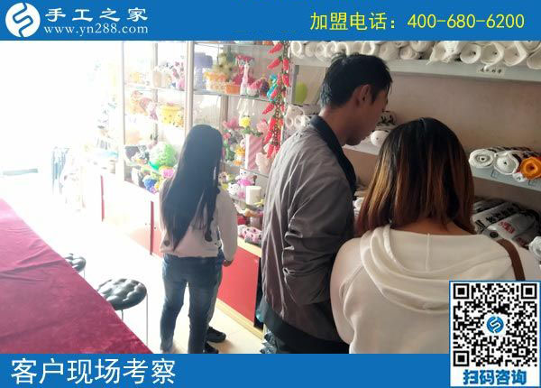 10月13日，想做珠繡串珠手工活外發(fā)加工項(xiàng)目掙錢，對加工人員有什么要求？手工之家接待考察加工客戶剪影