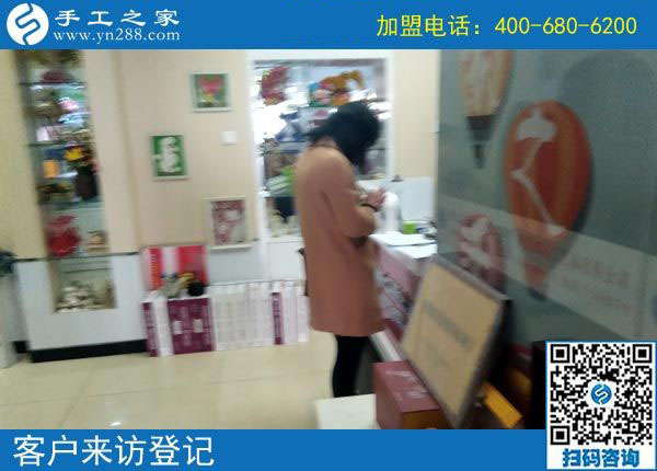 最怕半途而廢，這個(gè)可以寄到家做的手工活要掙錢，就應(yīng)像湖北武漢李女士一樣做