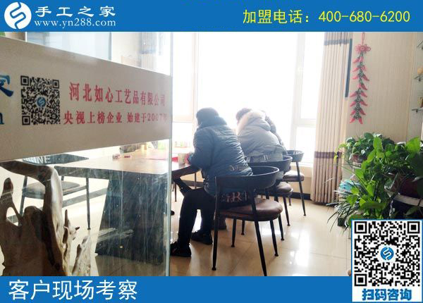 串珠手工活這樣做竟然能收入翻番，一個(gè)農(nóng)民工發(fā)明的，河南開封董女士就在這樣做