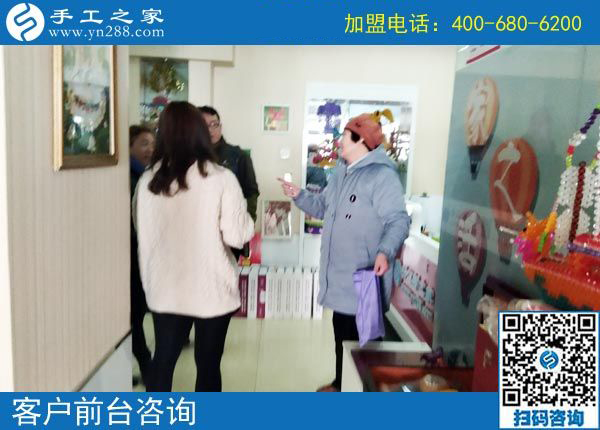 上什么班也不耽誤，隨時(shí)都能掙錢，這樣可以寄到家做的手工活在哪里？浙江紹興錢女士告訴大家