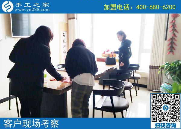 3月8日，正規(guī)手工活外發(fā)加工廠家就是這個樣子。手工之家接待考察加工客戶剪影
