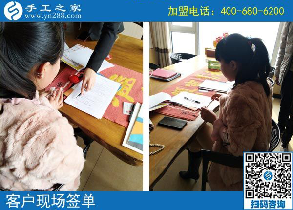 為了多掙錢，白天帶孩子的陜西咸陽趙女士在家人的幫助下這么干，收入比原來一點也不少