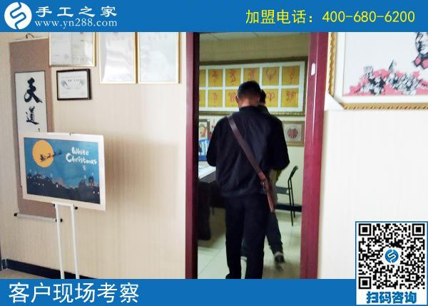 看到“手工海洋”的視頻，山東鄒城秦先生認(rèn)準(zhǔn)這個(gè)沒(méi)有押金的手工活