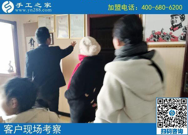2年時(shí)間里，江蘇泰州胡女士堅(jiān)持在家做串珠手工活掙錢，為了什么