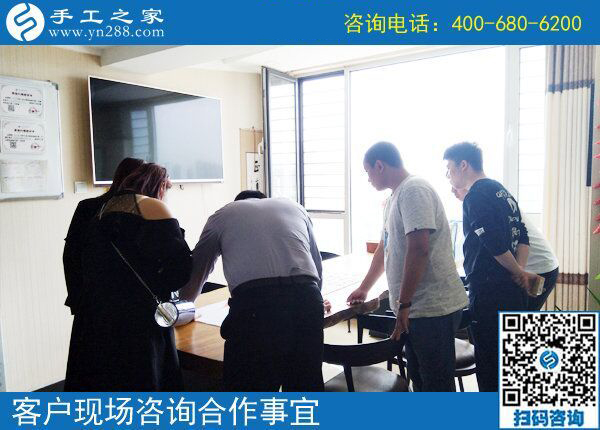 5月8日，雖然天氣不好，來手工之家考察的客戶依舊只增不減！(圖2)