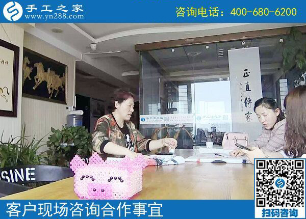 找到可以寄到家做的手工活，云南曲靖劉女士50歲了照樣在家掙錢