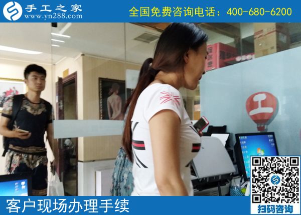 還會做這個選擇，湖北荊州王女士找到可以帶回家做的手工活掙錢好方法