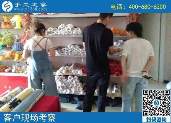 8月30日，把手工活拿回家做，越來(lái)越多的人選這里是有原因的，手工之家接待考察加工客戶(hù)剪影
