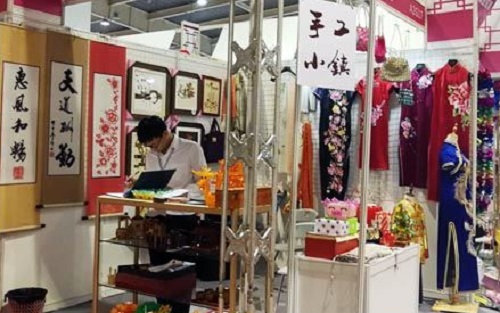 入選非遺的勵志珠珠繡這么火，這個珠繡手工是怎么回事？