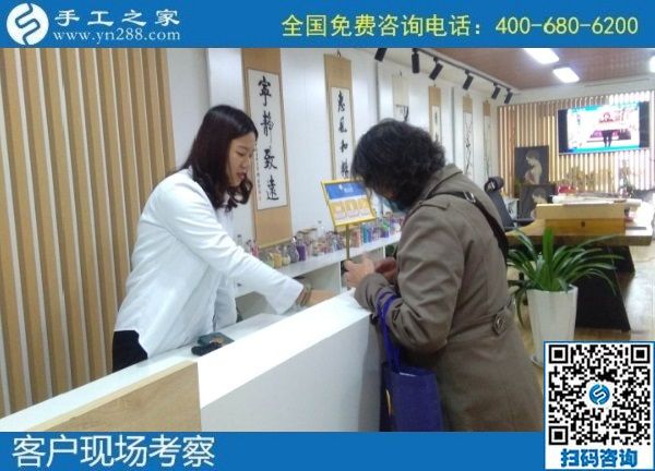 10月15日，在家做手工活加工，把手工活拿回家做是居家掙錢的好方法，手工之家接待考察加工客戶剪影