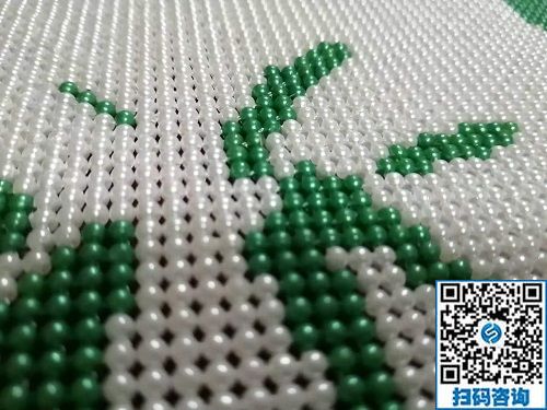 12月19日，在家做手工活掙錢，選正規(guī)手工活外發(fā)加工企業(yè)，這里有個(gè)性化定制服務(wù)，勵(lì)志珠珠繡成品細(xì)節(jié)實(shí)拍