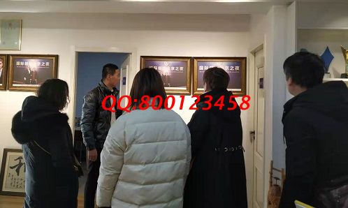 1月1日，元旦假期把手工活拿回家做，這個串珠外發(fā)手工活加工能掙錢，手工之家接待考察合作加工客戶剪影