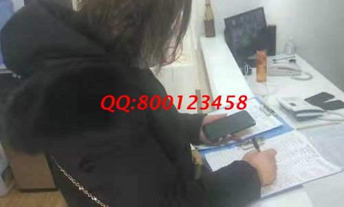 1月1日，元旦假期把手工活拿回家做，這個串珠外發(fā)手工活加工能掙錢，手工之家接待考察合作加工客戶剪影