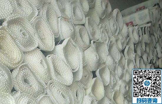 1月11日，可以帶回家做的手工活，這里的手工活簡(jiǎn)單易做很適合大家。手工之家接待考察加工客戶剪影