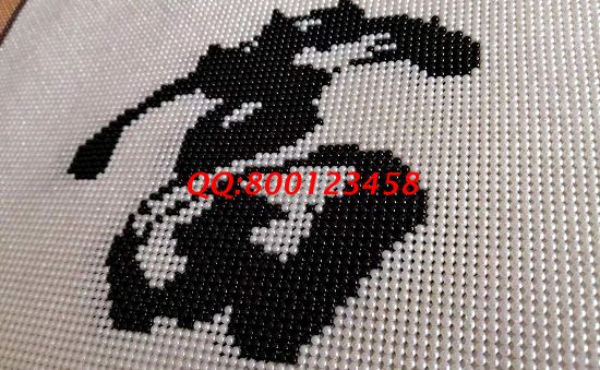 1月12日，手工活拿回家做，可靠的外發(fā)手工活，高大上的非遺項(xiàng)目就在這里。勵(lì)志珠珠繡成品細(xì)節(jié)實(shí)拍