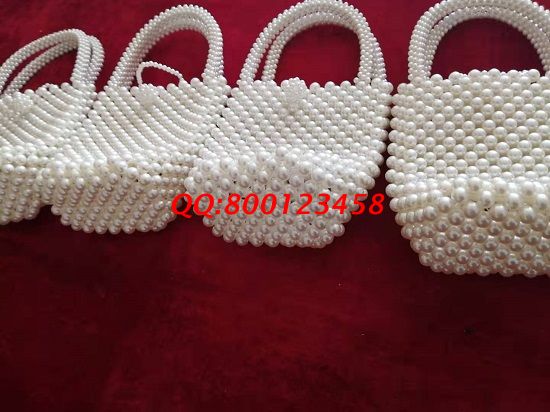 12月31日，可以寄到家做的手工活，服務(wù)好、模式好，大家都選手工之家的手工活外發(fā)加工項目，圖為勵志珠珠繡串珠產(chǎn)品實拍