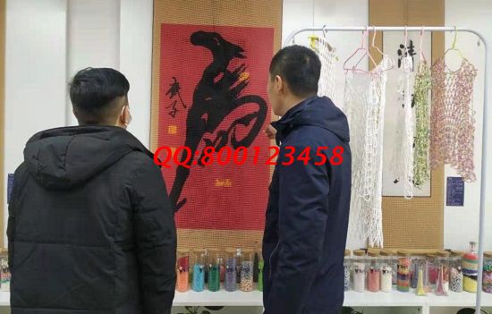 3月3日，做手工活在家賺錢，可以寄到家做的手工活，就是珠繡外發(fā)手工活，手工之家接待考察合作加工客戶剪影