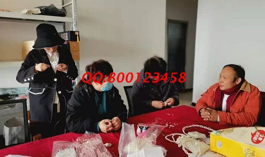 3月10日，正規(guī)供料的手工活，在家做的手工活，這里的合作模式和服務都好，考察合作加工客戶現(xiàn)場學習剪影