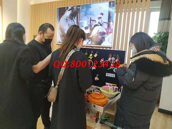 3月18日，拿回家做的手工活，做好手工活，這里的手工活外發(fā)加工項(xiàng)目很受歡迎，手工之家接待考察加工客戶剪影