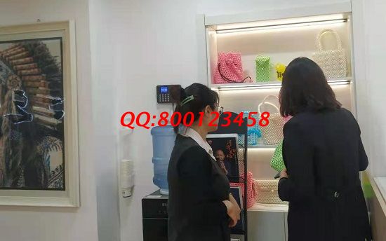 3月29日，拿回家做的手工活，非遺項(xiàng)目勵(lì)志珠珠繡手工活外發(fā)加工項(xiàng)目是就業(yè)創(chuàng)業(yè)好項(xiàng)目，手工之家接待考察加工客戶剪影