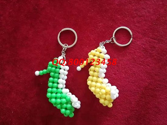 4月2日，做手工活是有技巧的，珠繡可以寄到家做的手工活要好要快就要看看這些，勵(lì)志珠珠繡串珠小飾品實(shí)拍