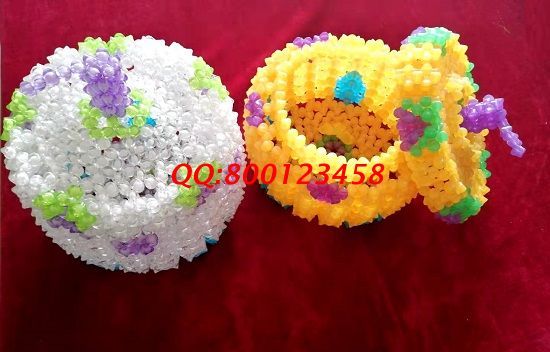 2月25日，手工活拿回家做，考察全面了解，手工之家的珠繡串珠外發(fā)手工活很適合在家做，圖為勵志珠珠繡串珠加工成品實拍