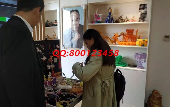 4月18日，實(shí)地考察，拿回家做的手工活，想接正規(guī)廠家的手工活，這里可以選擇，手工之家接待考察加工客戶剪影