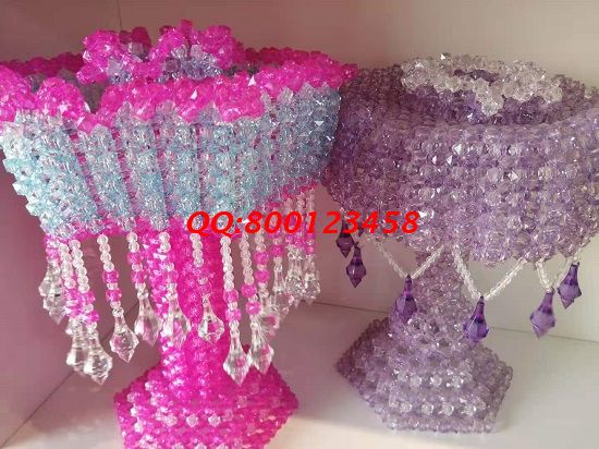 5月1日，正規(guī)供料的手工活，就業(yè)創(chuàng)業(yè)好項(xiàng)目就來(lái)這里，圖為勵(lì)志珠珠繡串珠手工成品實(shí)拍