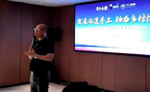 5月2日，純手工活外發(fā)加工，非遺傳統(tǒng)手工勵志珠珠繡是個好選擇，手工之家第二期優(yōu)秀繡娘培訓(xùn)會剪影