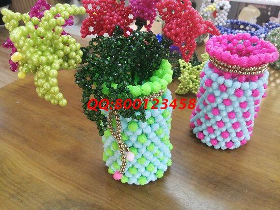 5月6日，想接正規(guī)廠家的手工活，拿回家做的手工活就來可信可靠的老企業(yè)手工之家，勵(lì)志珠珠繡串珠純手工工藝成品實(shí)拍