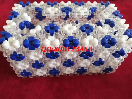 5月26日，拿回家做的手工活，在家做手工活掙錢，這個企業(yè)讓人放心、手工活也好，勵志珠珠繡串珠手工產(chǎn)品（紙抽盒）實拍