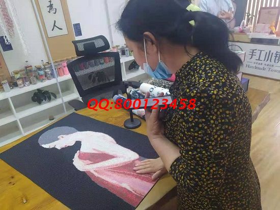 5月25日，找拿回家做的手工活掙錢，找正規(guī)手工活外發(fā)加工企業(yè)，就選勵(lì)志珠珠繡，手工之家接待考察合作加工客戶
