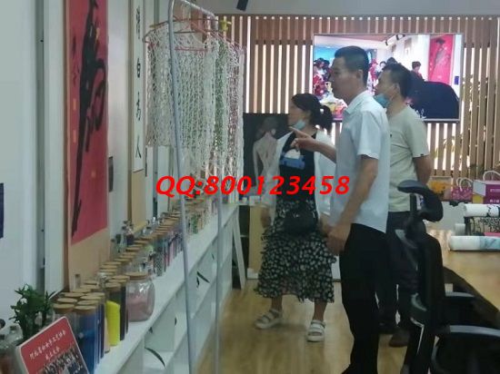 6月6日，長期有活兒，加工費有保障，這個拿回家做的手工活外發(fā)加工項目，大家都很滿意，圖為手工之家接待考察合作加工客戶剪影