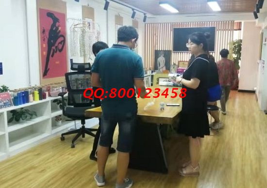 6月7日，想接正規(guī)廠家的手工活，找拿回家做的手工活，這個手工活外發(fā)加工企業(yè)是真實可靠的，圖為手工之家接待考察合作加工客戶剪影