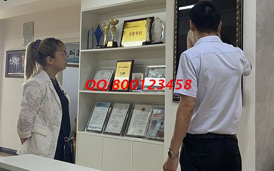 6月18日，在家做手工活掙錢，成千上萬的人選擇了這里的勵(lì)志珠珠繡手工活外發(fā)加工項(xiàng)目，手工之家接待考察加工客戶剪影