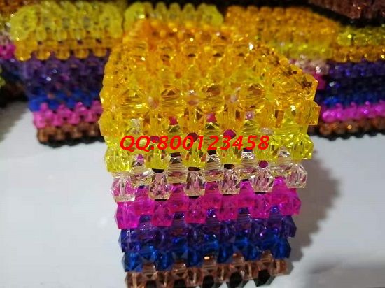 7月25日，可以寄到家做的手工活，在家做手工活掙錢就選加工費(fèi)有保障的手工之家，圖為勵(lì)志珠珠繡串珠手工產(chǎn)品實(shí)拍