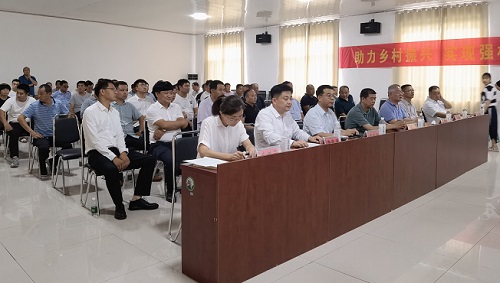 助力鄉(xiāng)村振興，用手工帶動農(nóng)民富裕------記手工之家創(chuàng)始人參加邯鄲梁二莊鎮(zhèn)重點(diǎn)項(xiàng)目集中簽約儀式