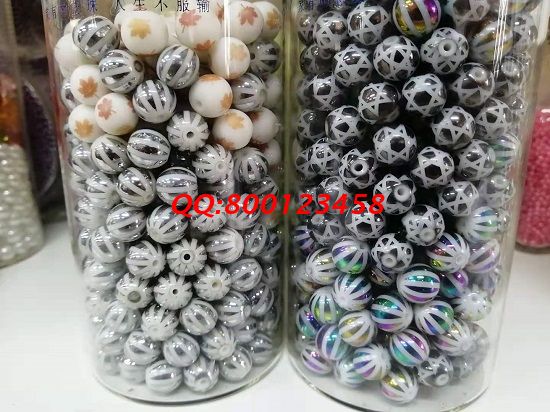 7月29日，拿回家做的手工活，足不出戶做外發(fā)手工活掙錢，十多年的老企業(yè)手工之家很受歡迎，圖為勵(lì)志珠珠繡串珠手工幾款繡珠實(shí)拍