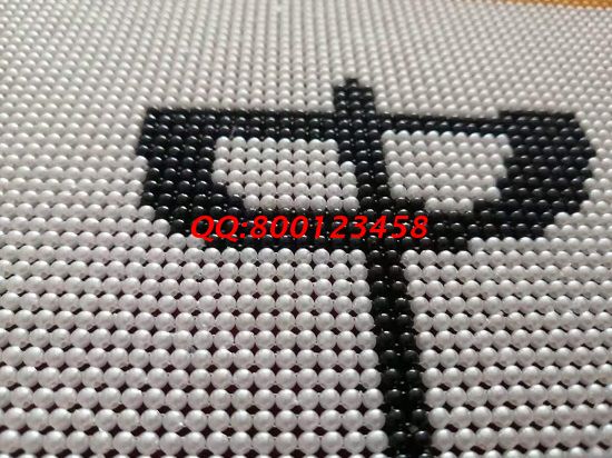 7月30日，正規(guī)可靠的手工活外發(fā)加工企業(yè)，手工之家不僅有加工人員的信任，還有社會的支持和認可，圖為勵志珠珠繡成品細節(jié)實拍