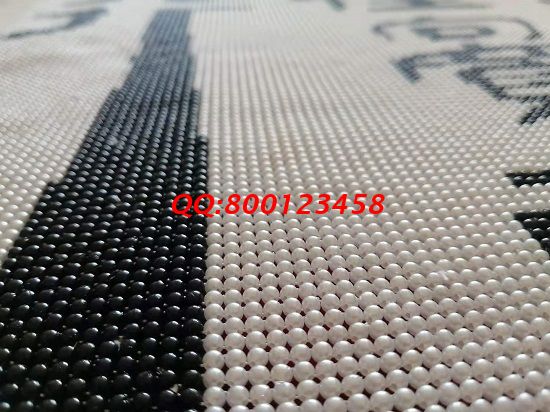 7月30日，正規(guī)可靠的手工活外發(fā)加工企業(yè)，手工之家不僅有加工人員的信任，還有社會的支持和認可，圖為勵志珠珠繡成品細節(jié)實拍