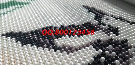 8月13日，組織人做手工活掙錢，這個(gè)拿回家做的手工活也可以做代理，是在家掙錢的好方法，圖為勵(lì)志珠珠繡成品細(xì)節(jié)實(shí)拍