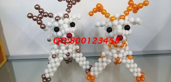 8月17日，找正規(guī)可靠的手工活加工項(xiàng)目，手工之家的手工活代理加工項(xiàng)目造福了很多人，圖為勵(lì)志珠珠繡串珠小飾品實(shí)拍