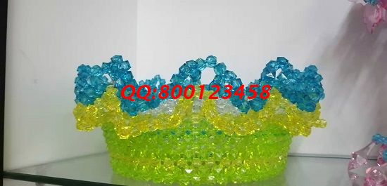 8月19日，服務(wù)貼心，這個(gè)正規(guī)供料的手工活回收政策也非常的人性化，圖為勵(lì)志珠珠繡串珠成品實(shí)拍