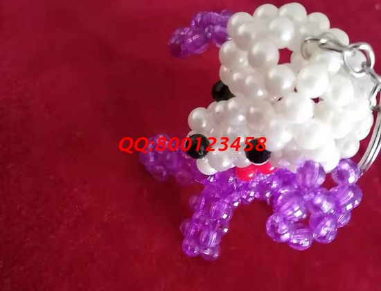 8月20日，可以寄到家做的手工活，在手工之家能找到正規(guī)可靠的管回收手工活，圖為勵(lì)志珠珠繡串珠小飾品成品及加工細(xì)節(jié)實(shí)拍